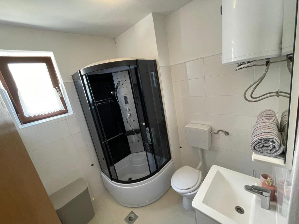 Apartments Fratelli مالينسكا المظهر الخارجي الصورة