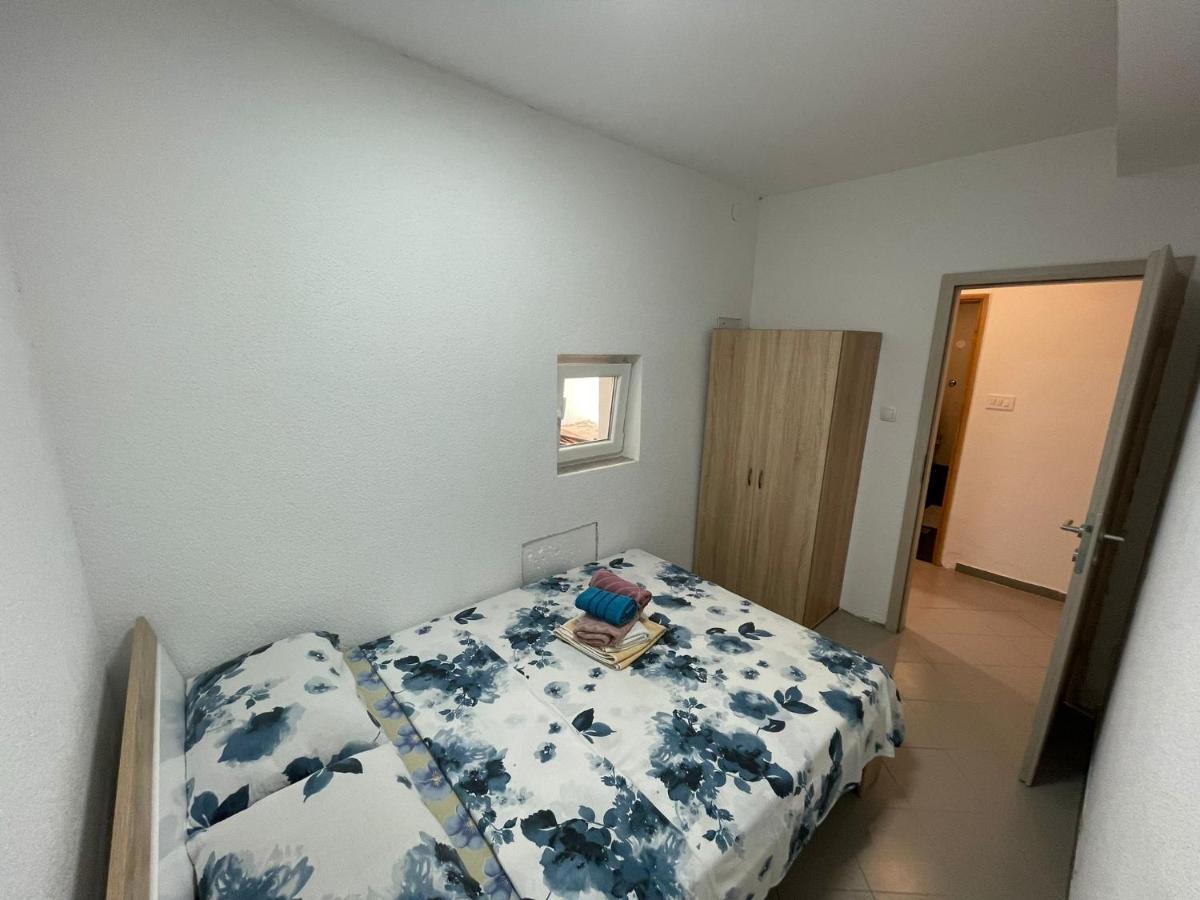 Apartments Fratelli مالينسكا المظهر الخارجي الصورة