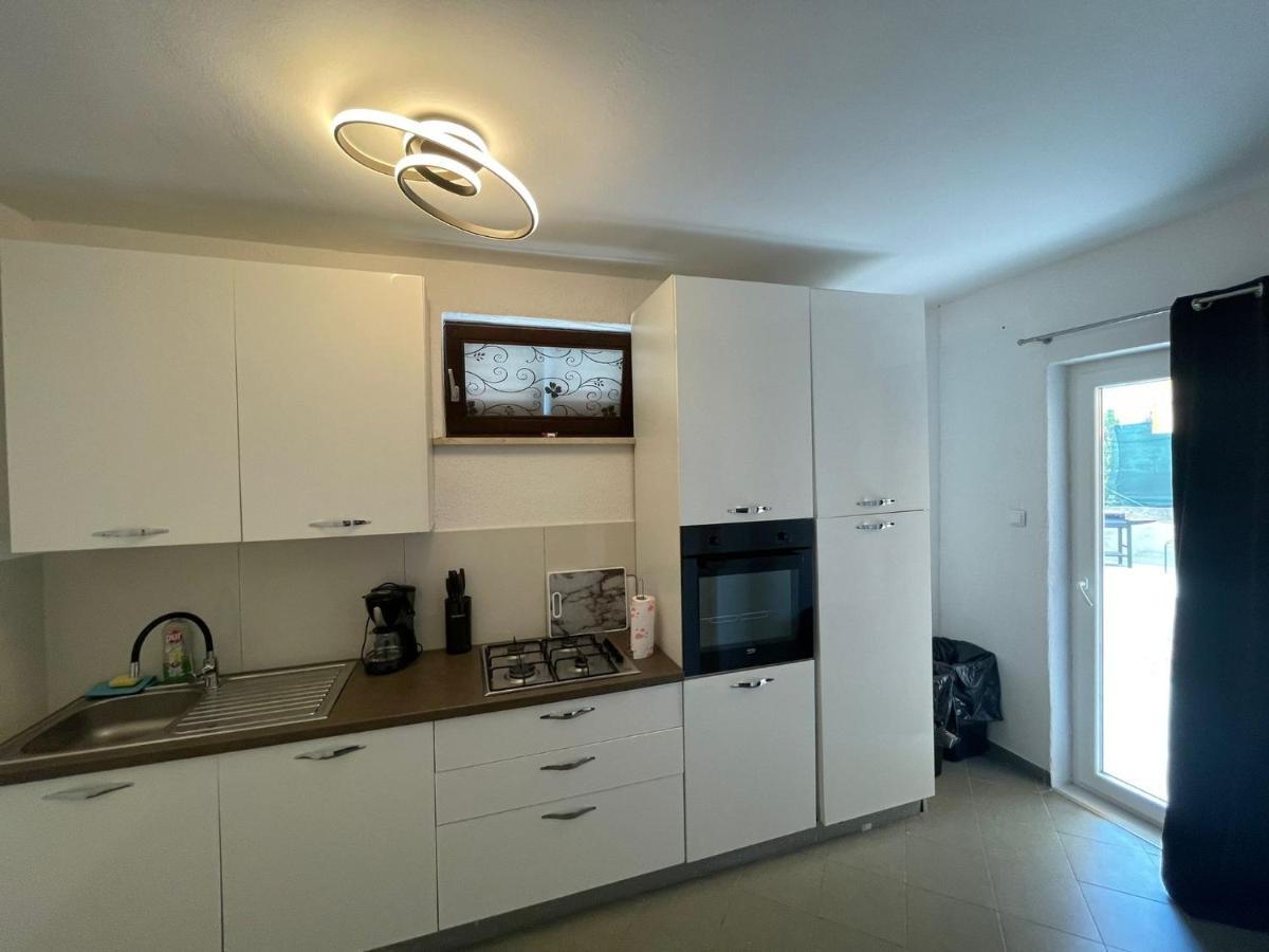Apartments Fratelli مالينسكا المظهر الخارجي الصورة